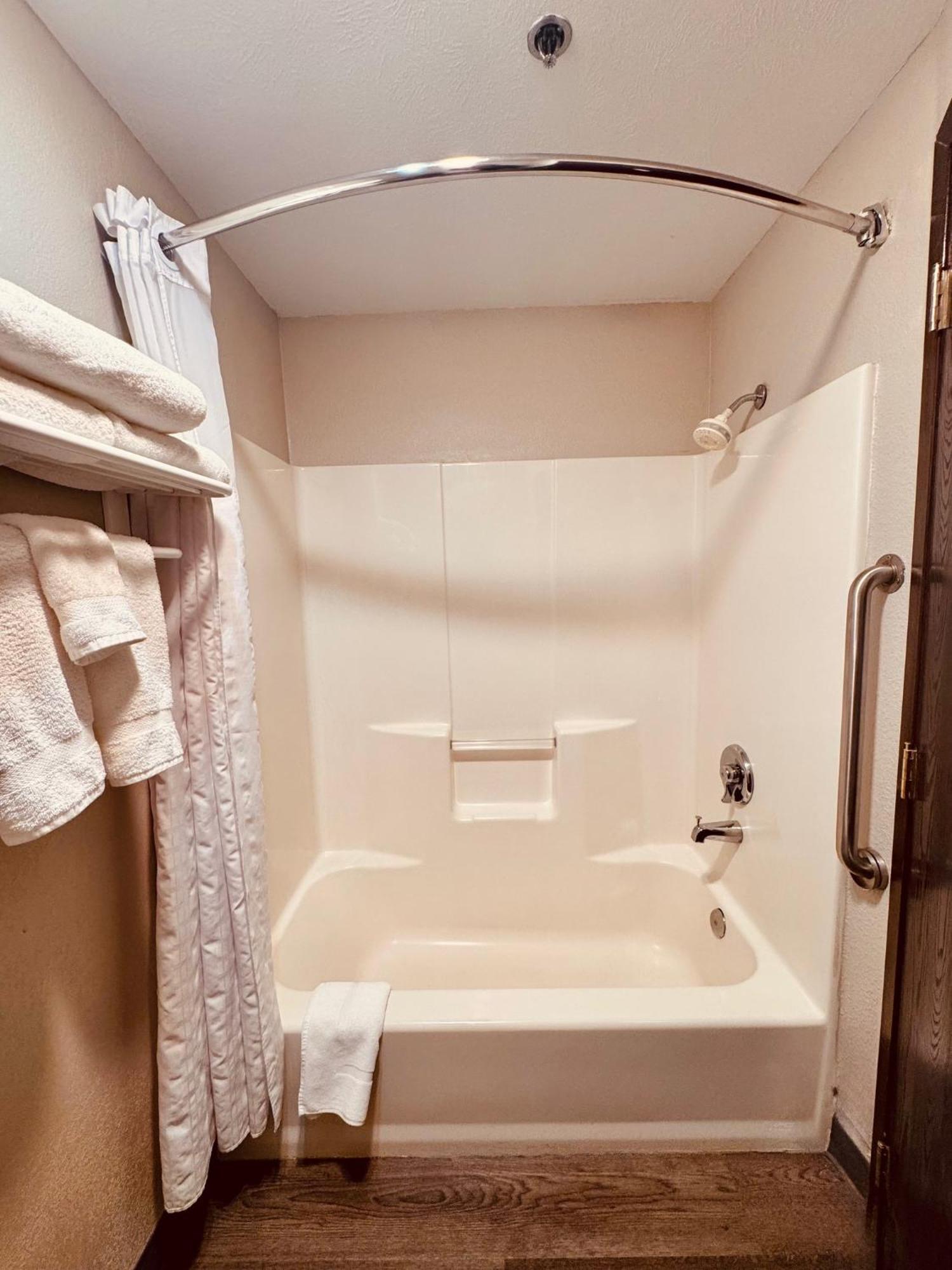 Wingate By Wyndham Anchorage Downtown - Ship Creek Hotell Eksteriør bilde